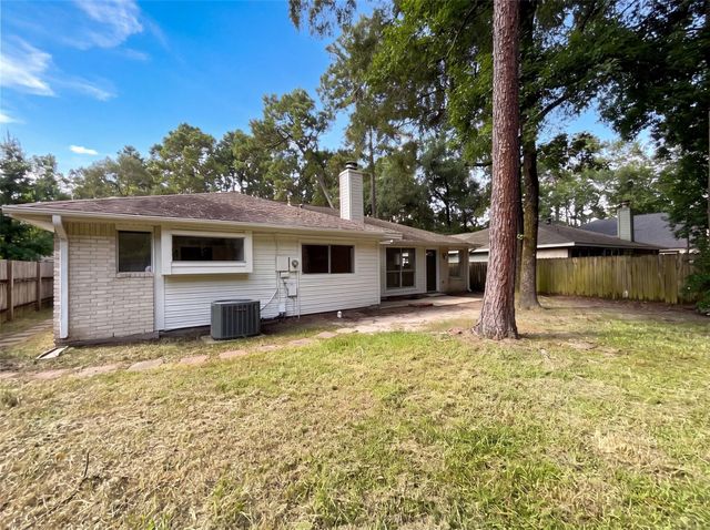 4911 Creek Shadows Drive, Houston, TX 77339