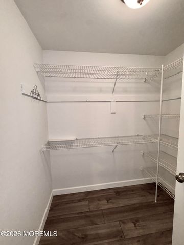 119 Amberly Drive H, Manalapan, NJ 07726