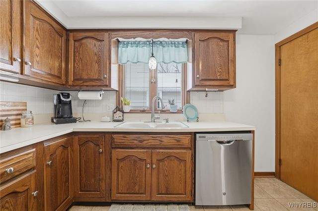 160 Nicholson Street, Buffalo, NY 14216