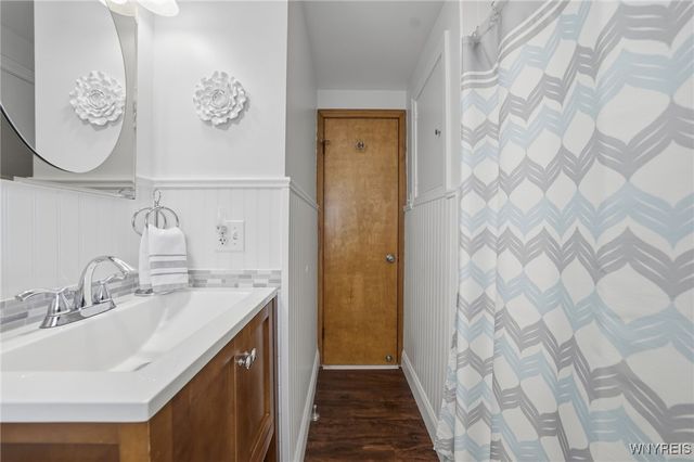 160 Nicholson Street, Buffalo, NY 14216