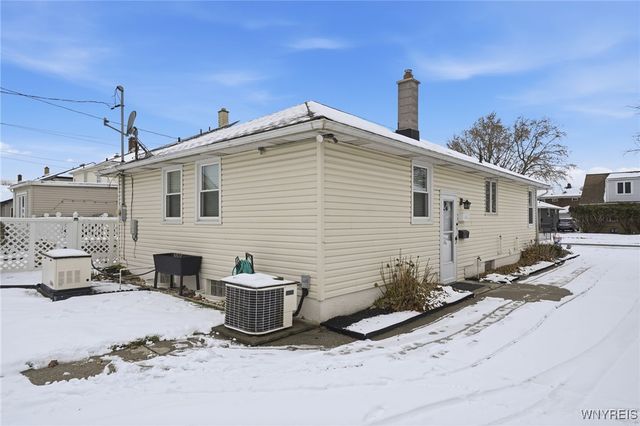 160 Nicholson Street, Buffalo, NY 14216