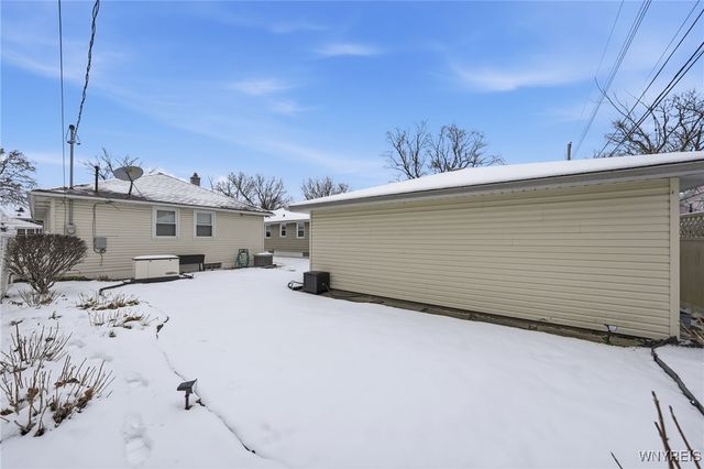 160 Nicholson Street, Buffalo, NY 14216