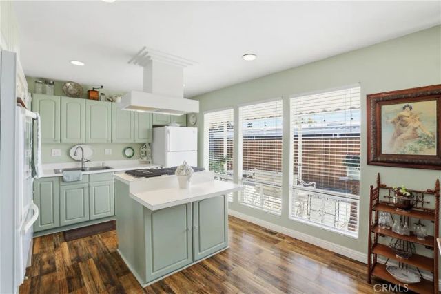 38195 Via Taffia, Murrieta, CA 92563