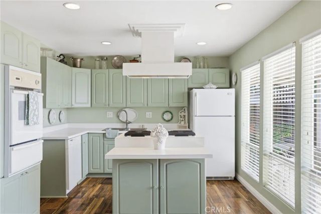 38195 Via Taffia, Murrieta, CA 92563