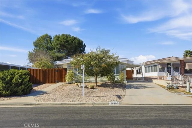 38195 Via Taffia, Murrieta, CA 92563