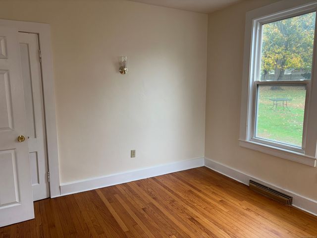 49 North Harbor Street 1, Branford, CT 06405