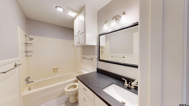 8302 Bucknell, Tyler, TX 75703