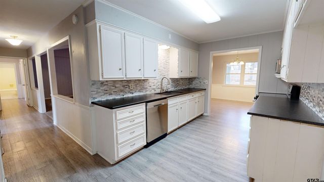 8302 Bucknell, Tyler, TX 75703