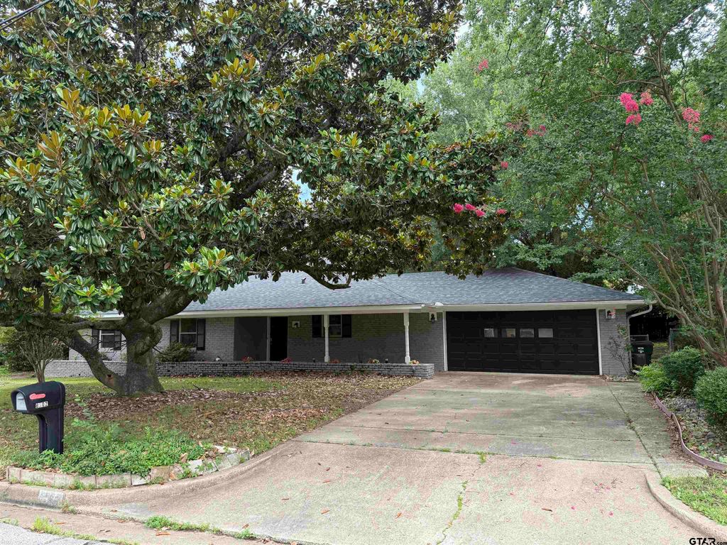 8302 Bucknell, Tyler, TX 75703
