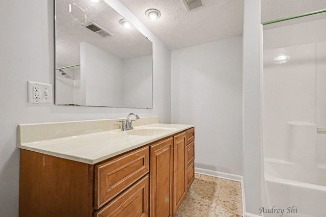 5495 Lilly Court, City Of Wyoming, MI 49509