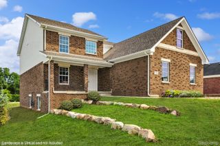 3202 Roma Court, Wixom, MI 48393