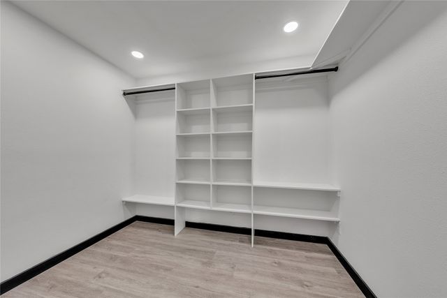 6506 Palm Island Street, Dallas, TX 75241