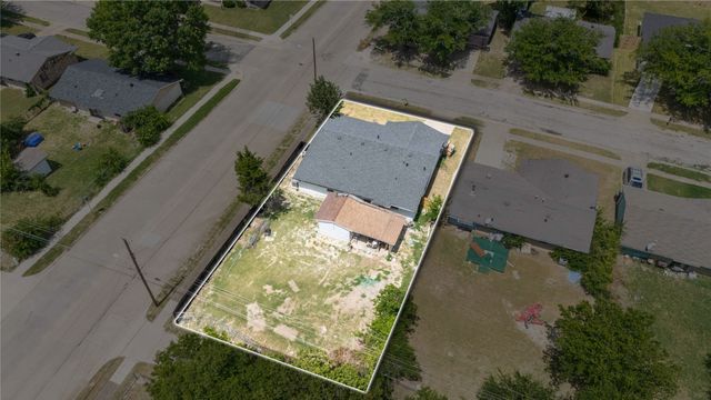 6506 Palm Island Street, Dallas, TX 75241