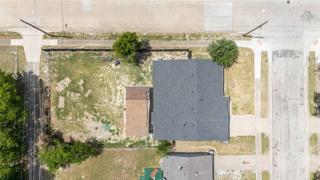 6506 Palm Island Street, Dallas, TX 75241
