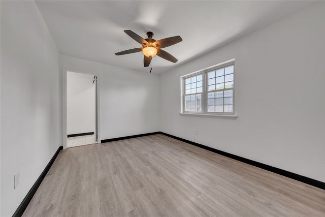 6506 Palm Island Street, Dallas, TX 75241