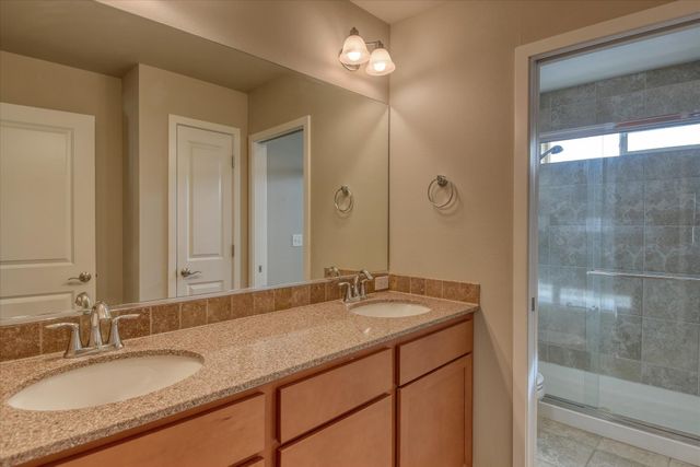 1829 W BRIDGE Ave, Spokane, WA 99201