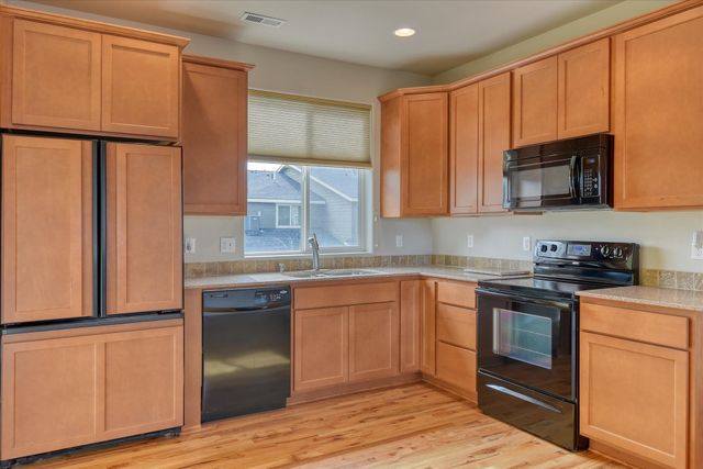 1829 W BRIDGE Ave, Spokane, WA 99201