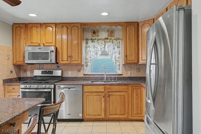 136 Headley Ter, Union Twp., NJ 07083