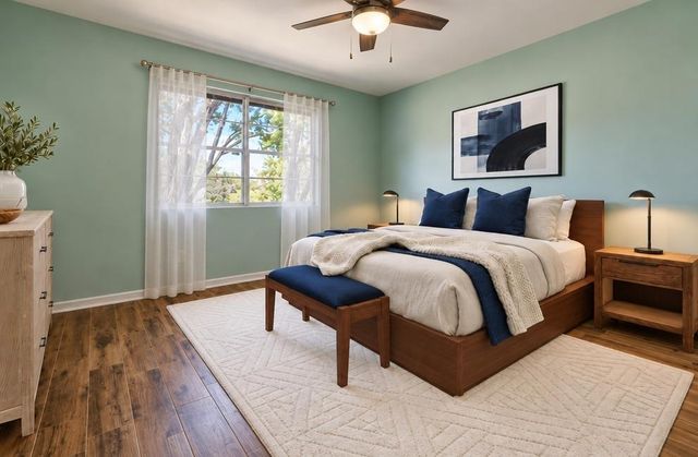 121 Merrywood LN, San Marcos, TX 78666