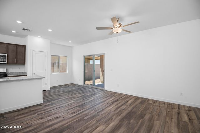 24611 W ST CHARLES Avenue, Buckeye, AZ 85326