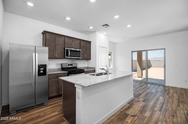 24611 W ST CHARLES Avenue, Buckeye, AZ 85326