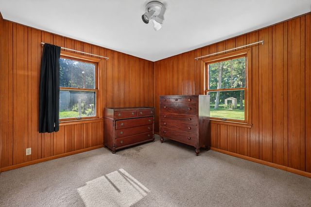 15631 E IL RTE 72, Davis Junction, IL 61020