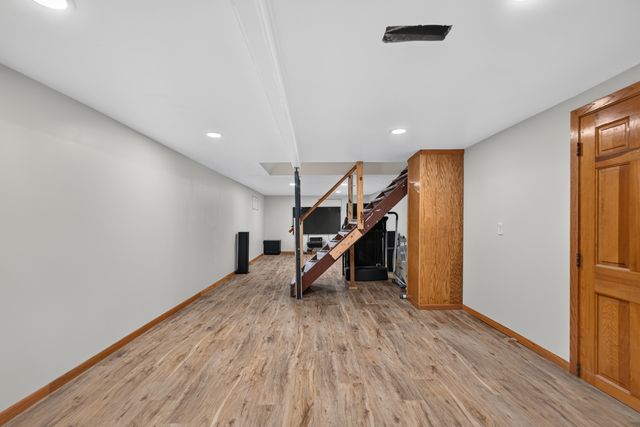 15631 E IL RTE 72, Davis Junction, IL 61020