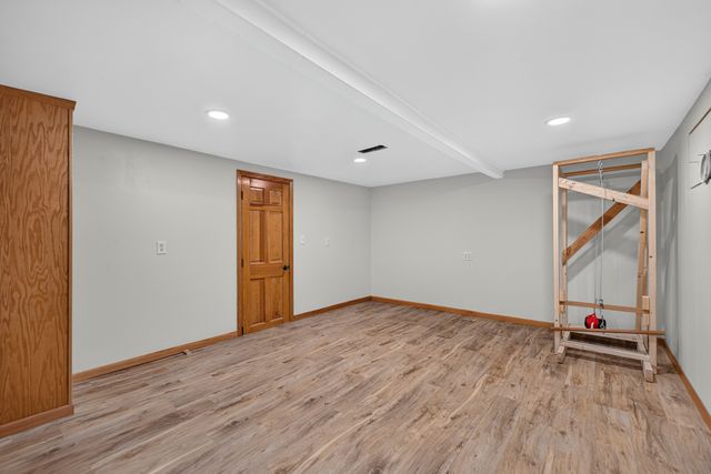 15631 E IL RTE 72, Davis Junction, IL 61020