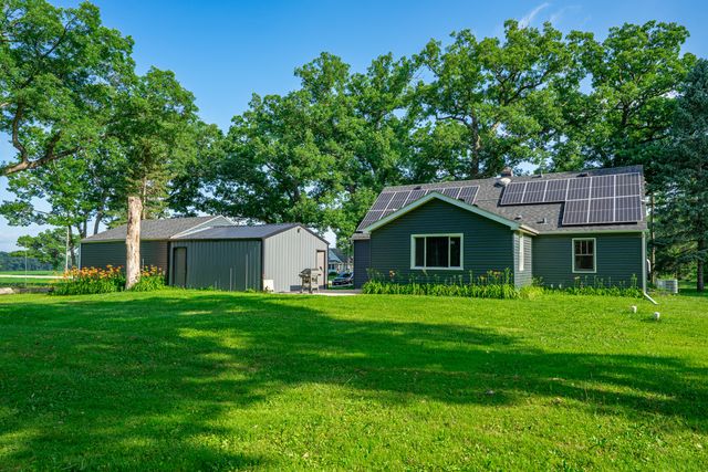15631 E IL RTE 72, Davis Junction, IL 61020