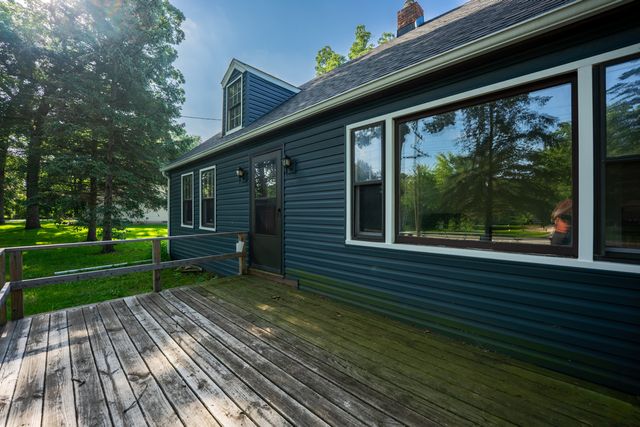 15631 E IL RTE 72, Davis Junction, IL 61020