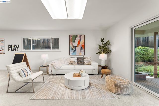 4473 Hillsborough Dr, Castro Valley, CA 94546