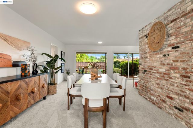 4473 Hillsborough Dr, Castro Valley, CA 94546