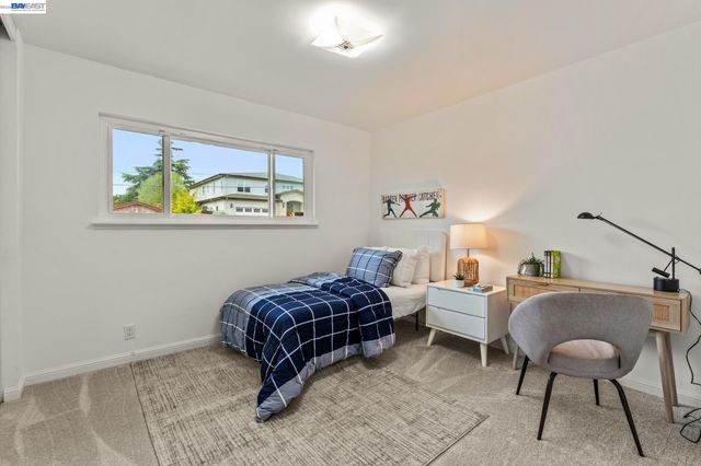 4473 Hillsborough Dr, Castro Valley, CA 94546