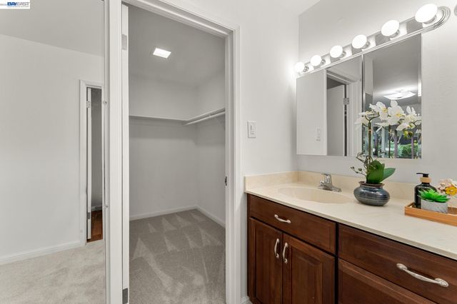 4473 Hillsborough Dr, Castro Valley, CA 94546