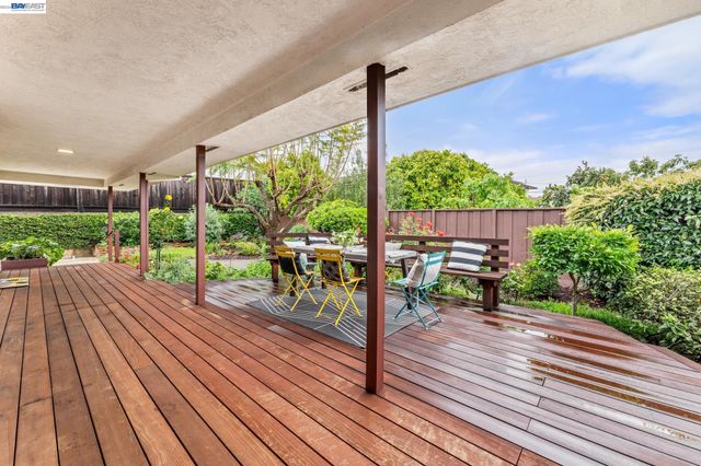 4473 Hillsborough Dr, Castro Valley, CA 94546