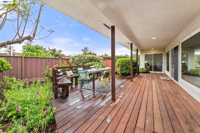 4473 Hillsborough Dr, Castro Valley, CA 94546