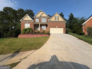 768 Laurel West Lane, Dacula, GA 30019
