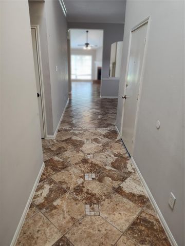 3406 Glenhill Drive, Pearland, TX 77584