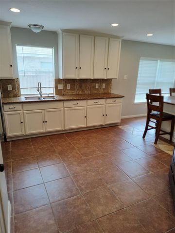 3406 Glenhill Drive, Pearland, TX 77584