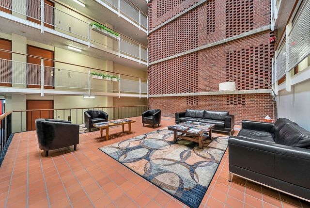 29 Concord Avenue 709, Cambridge, MA 02138