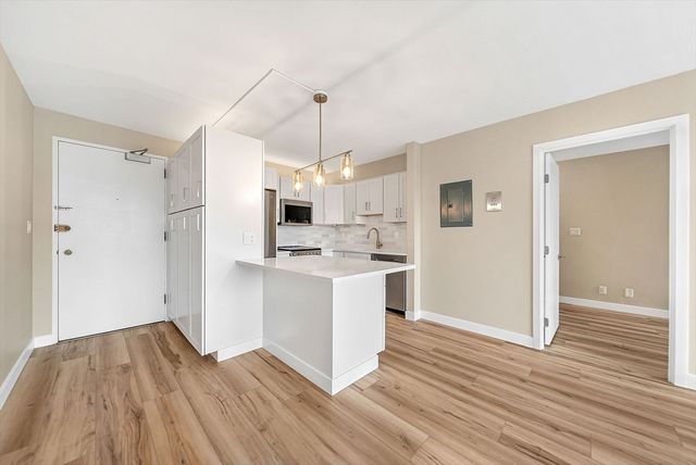 29 Concord Avenue 709, Cambridge, MA 02138