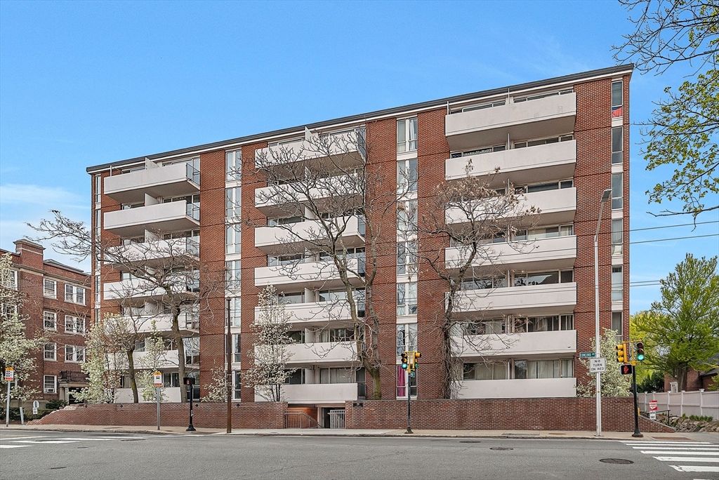 29 Concord Avenue 709, Cambridge, MA 02138
