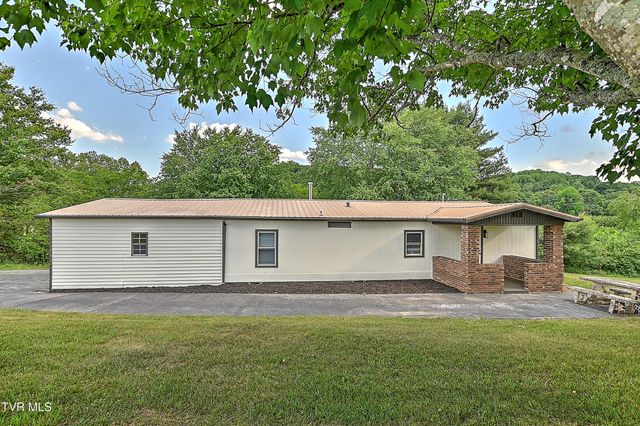 1145 Old Baxter Road, Fall Branch, TN 37656