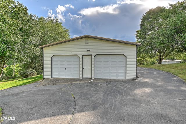 1145 Old Baxter Road, Fall Branch, TN 37656