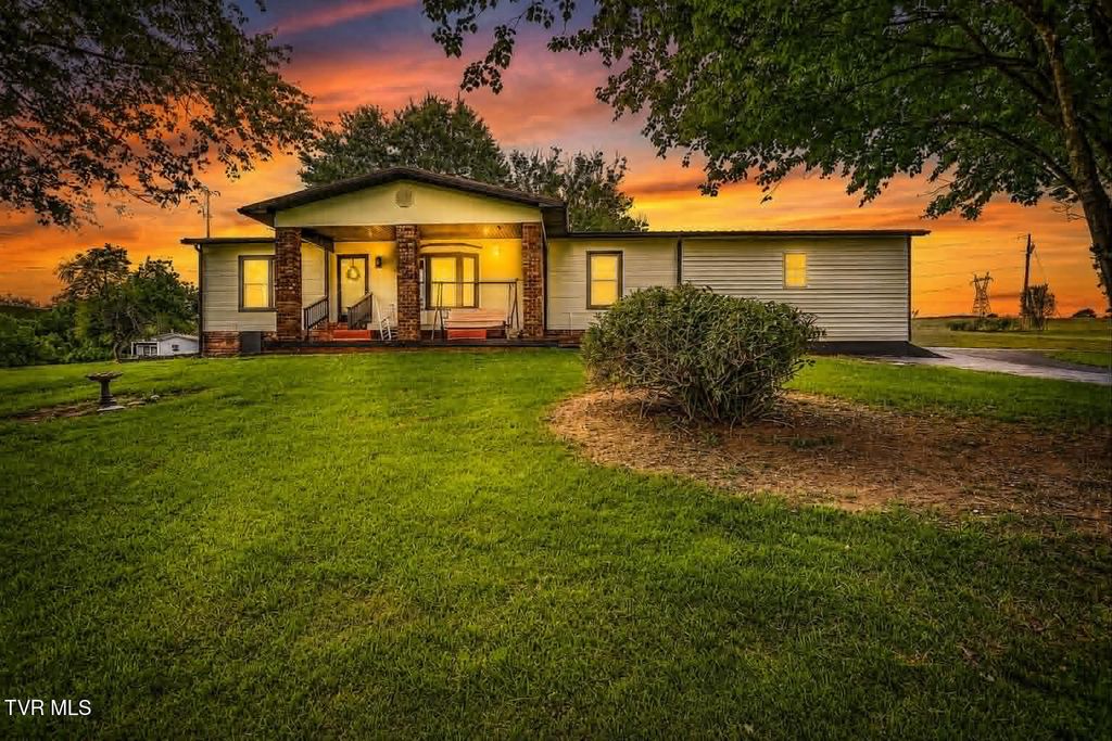 1145 Old Baxter Road, Fall Branch, TN 37656