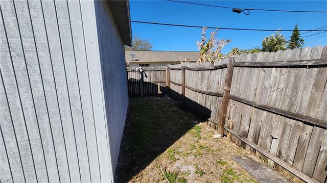 2181 Brandon ST, Fort Myers, FL 33907