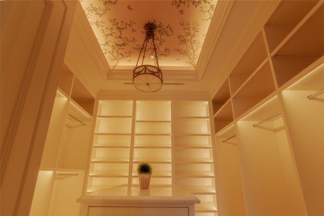 2025 Woodall Rodgers Freeway 52, Dallas, TX 75201