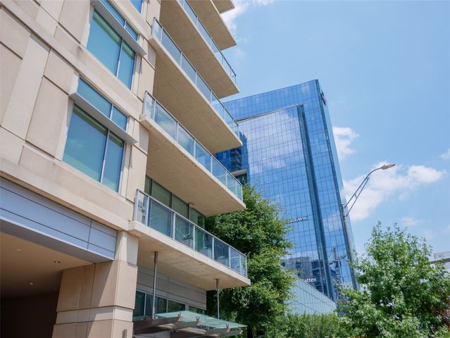 2025 Woodall Rodgers Freeway 52, Dallas, TX 75201