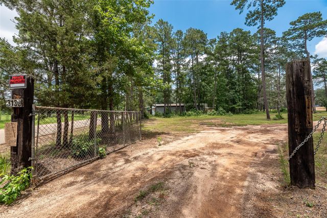 3130 Pine Road, Cleveland, TX 77328