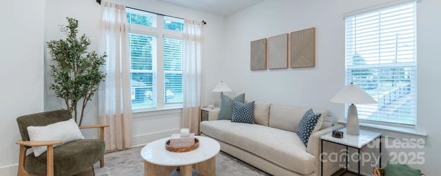 705 Yellowstone Drive, Charlotte, NC 28208